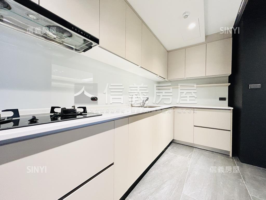 寶石睿岳帝王景觀宅房屋室內格局與周邊環境