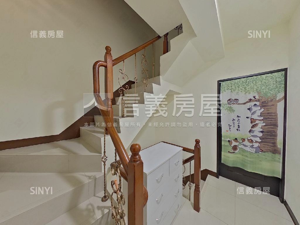 大清雄讚五房透天可停車房屋室內格局與周邊環境