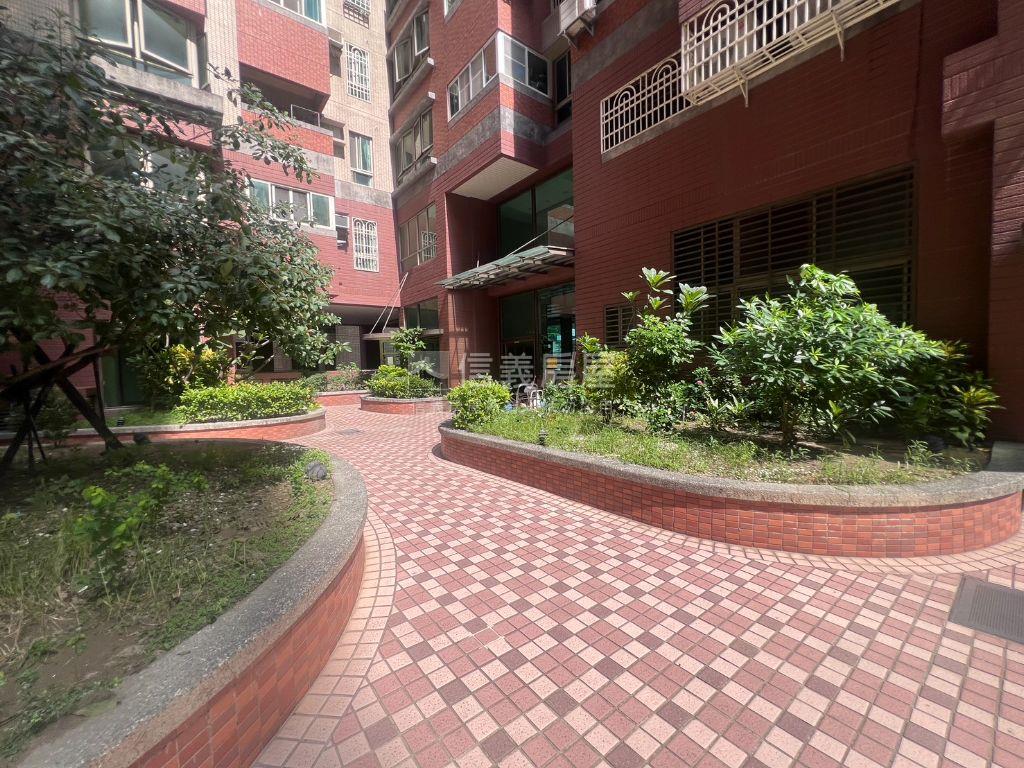 高鐵荷韻成家靚二房房屋室內格局與周邊環境