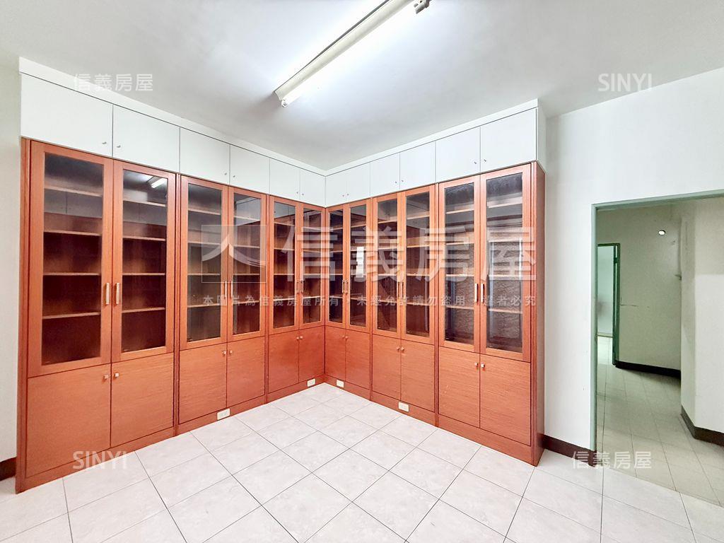 亞灣大地坪邊間車墅房屋室內格局與周邊環境