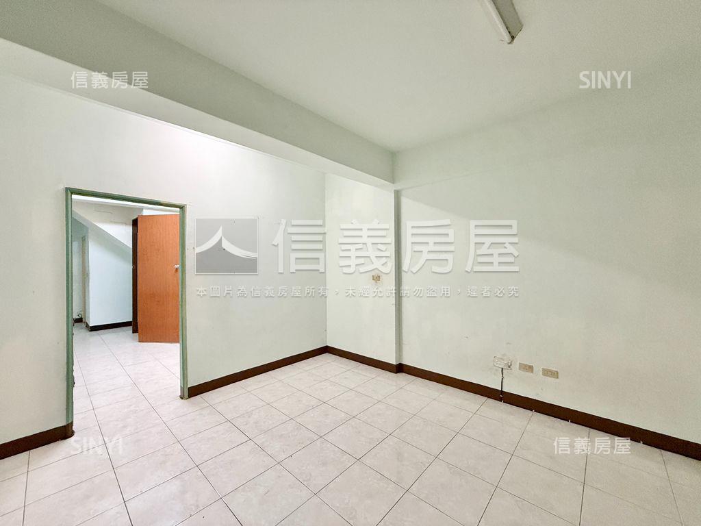 亞灣大地坪邊間車墅房屋室內格局與周邊環境