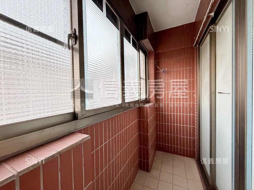 亞灣大地坪邊間車墅房屋室內格局與周邊環境