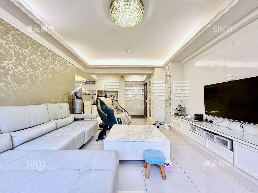 新麗馳裝潢佳大４房車位房屋室內格局與周邊環境