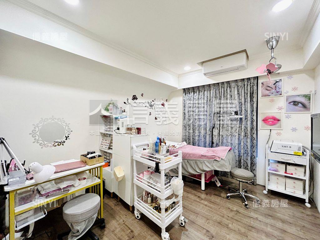 新麗馳裝潢佳大４房車位房屋室內格局與周邊環境