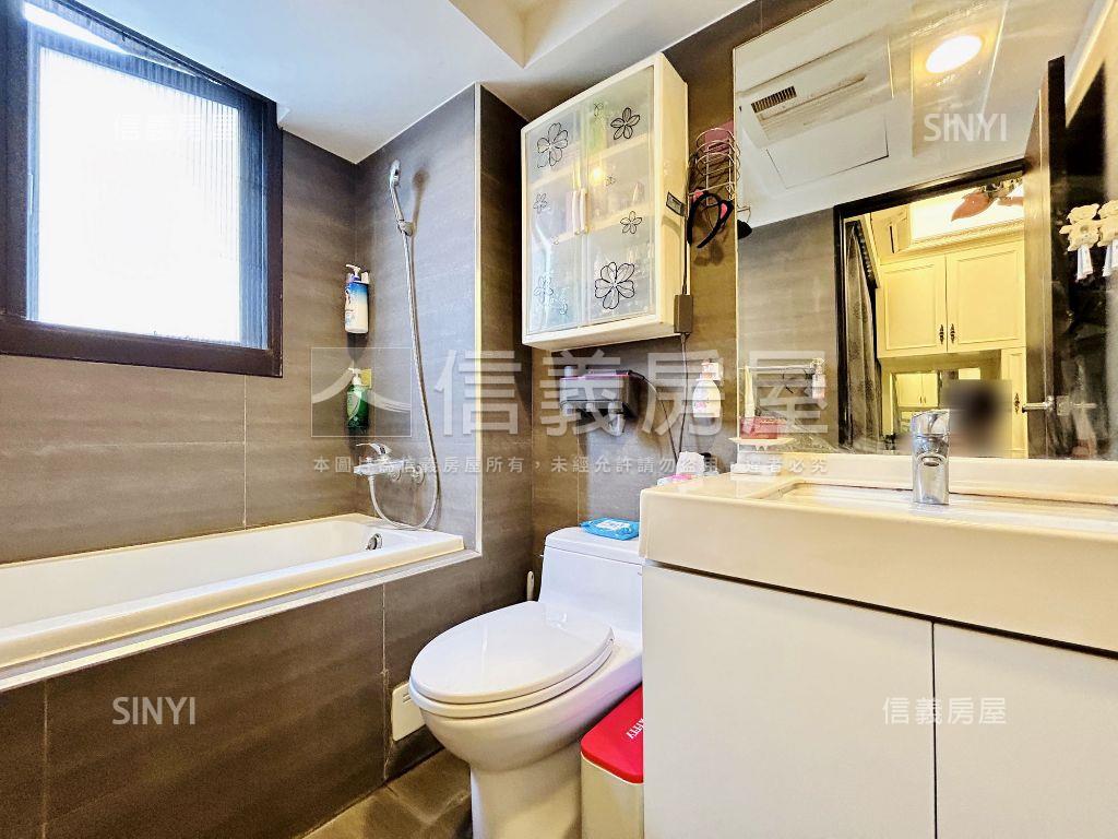 新麗馳裝潢佳大４房車位房屋室內格局與周邊環境