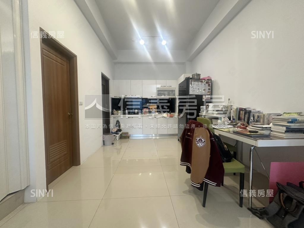伸港百甲重劃區美墅房屋室內格局與周邊環境