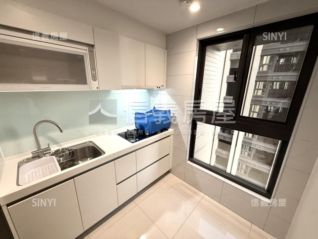 旭日東昇！捷運日光美三房房屋室內格局與周邊環境