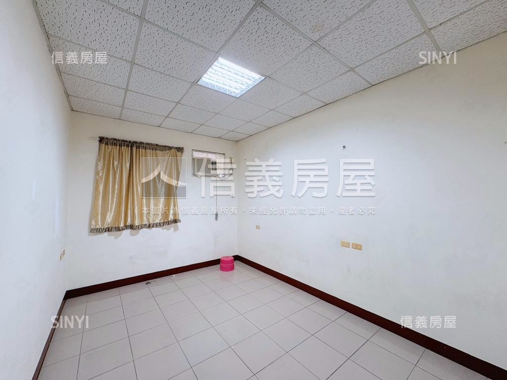 民族路的ＲＣ頂加房屋室內格局與周邊環境