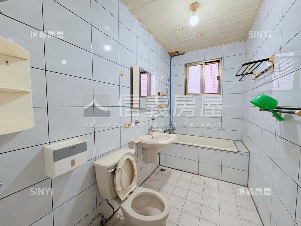 民族路的ＲＣ頂加房屋室內格局與周邊環境