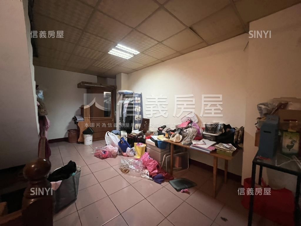 鎮前街超稀有透天房屋室內格局與周邊環境