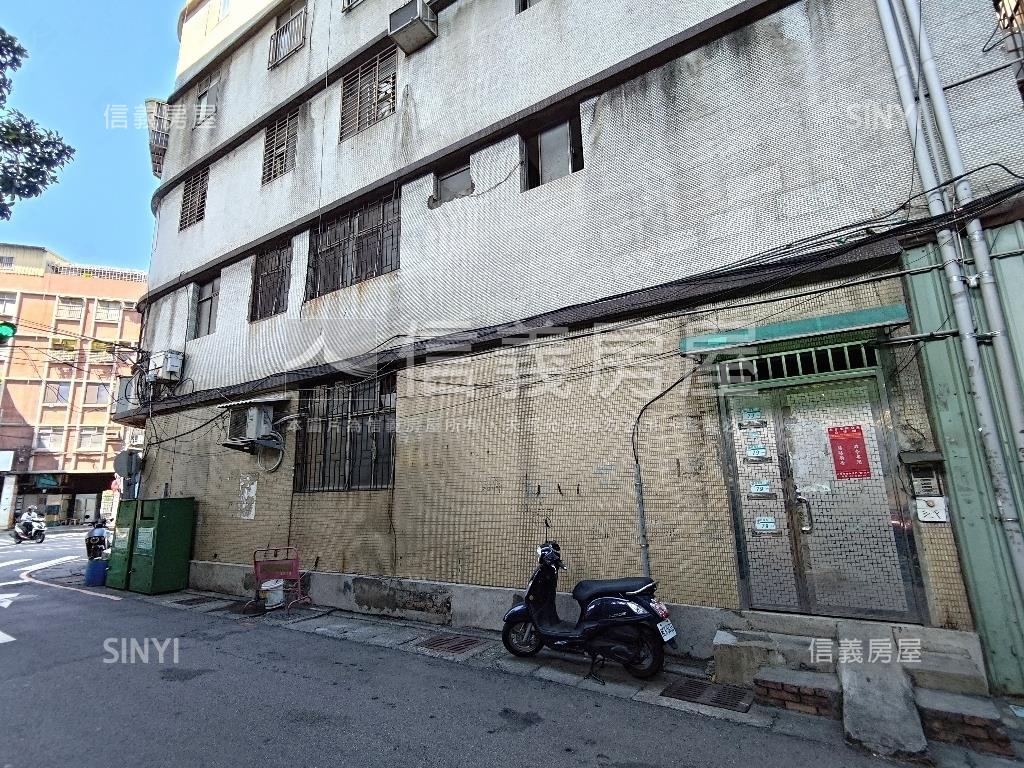 近三和國中角間店面房屋室內格局與周邊環境