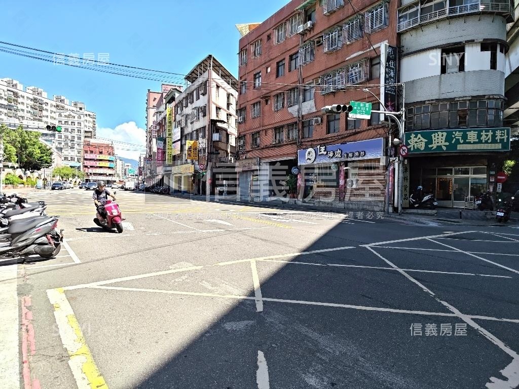 近三和國中角間店面房屋室內格局與周邊環境
