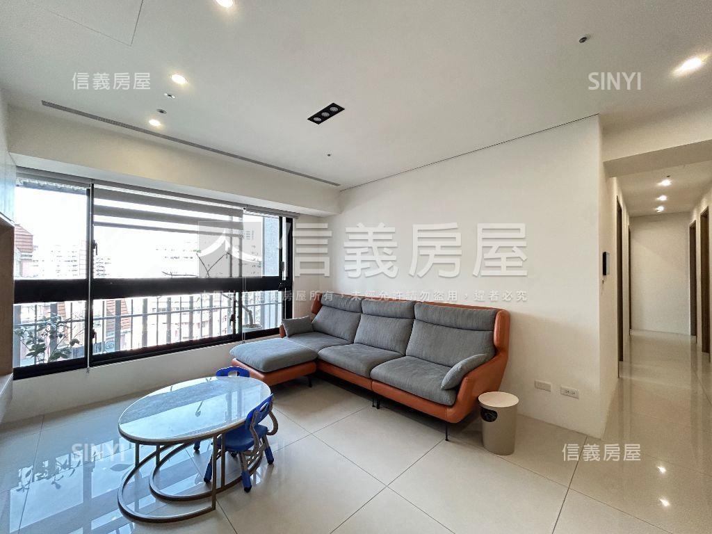 新案喬立圓容３房雙平車位房屋室內格局與周邊環境