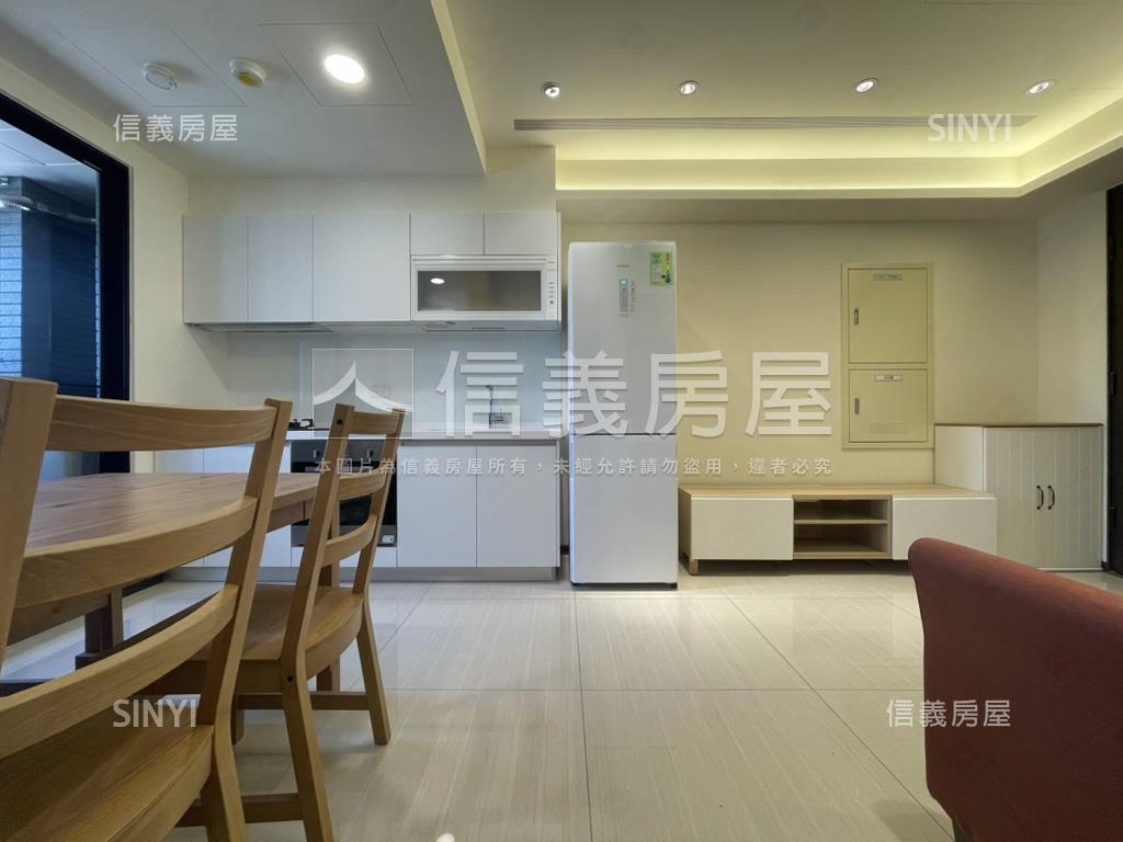 公園．央泱長虹３房車位房屋室內格局與周邊環境