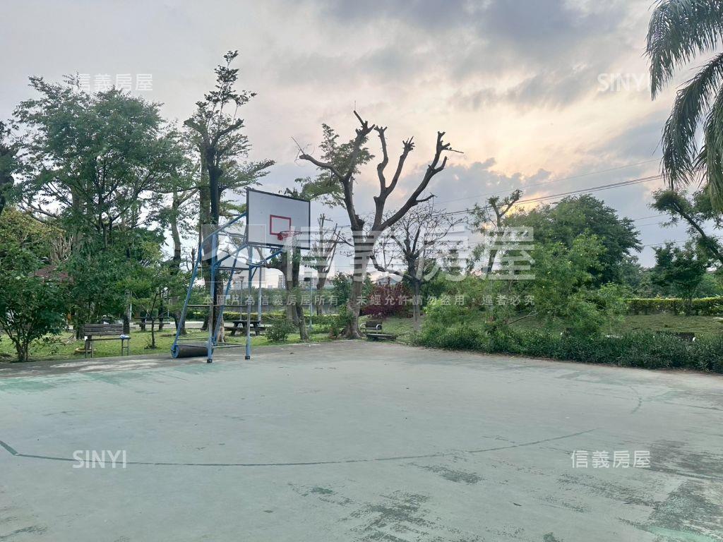 大里區敘利亞風透天房屋室內格局與周邊環境