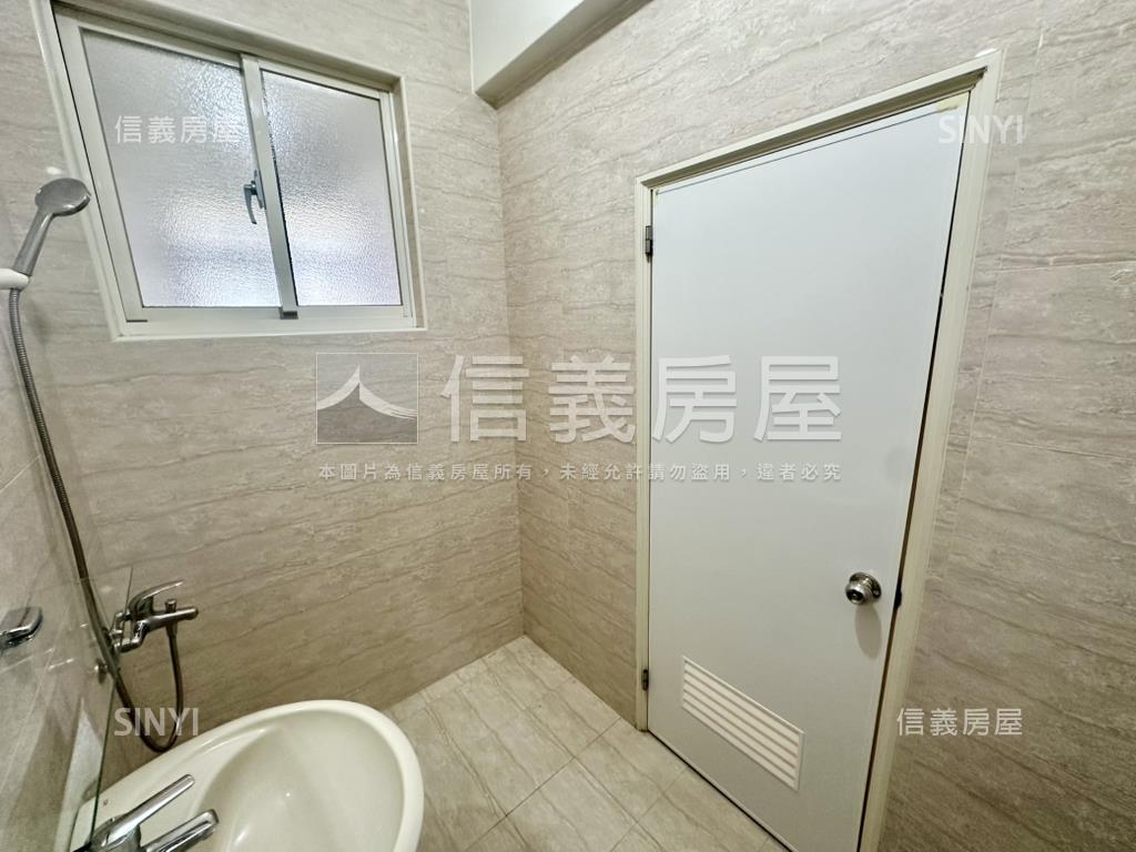 【專任】近未來捷運美宅房屋室內格局與周邊環境