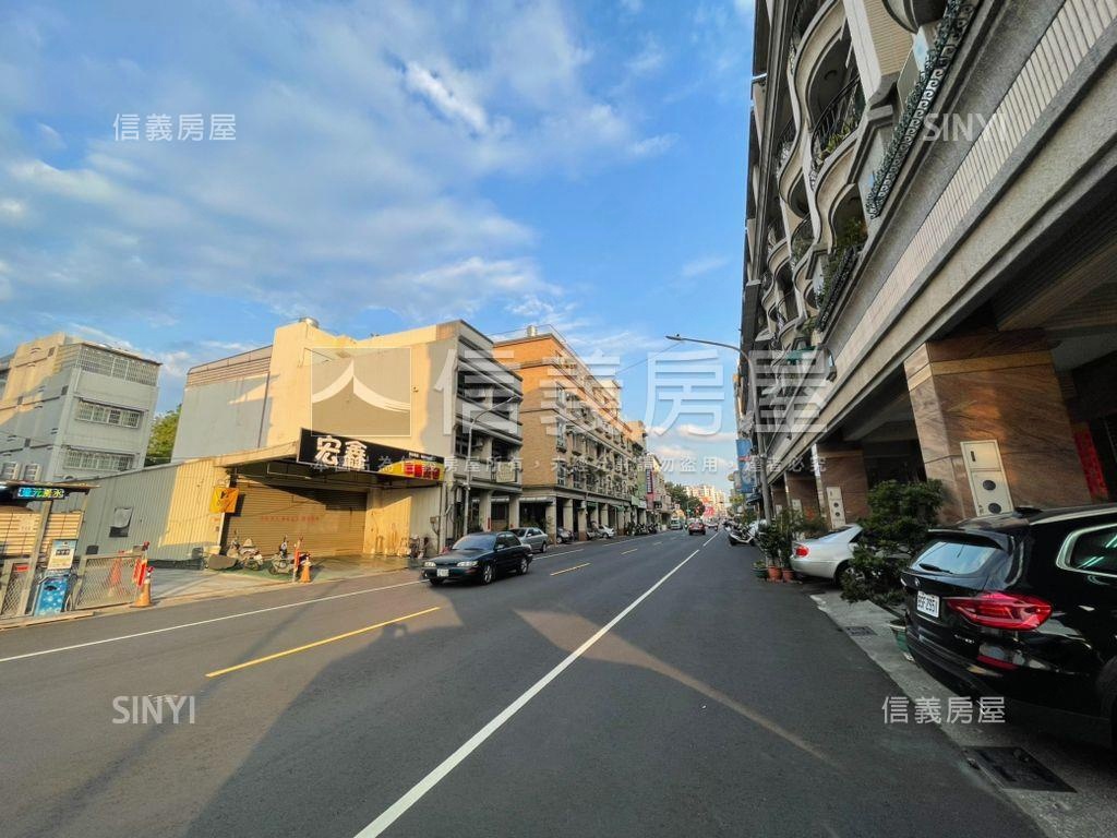 近漢民商圈角窗收租金雞母房屋室內格局與周邊環境