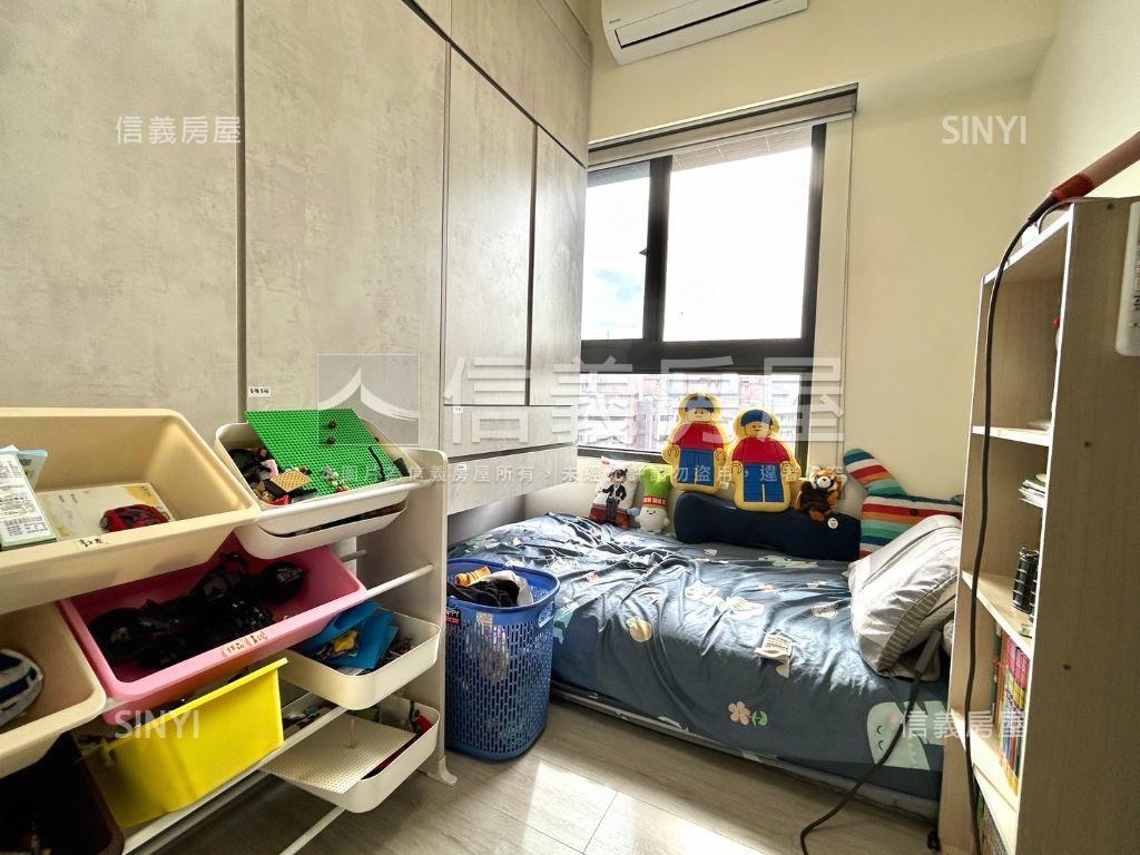 嶄新高樓採光２房平車房屋室內格局與周邊環境