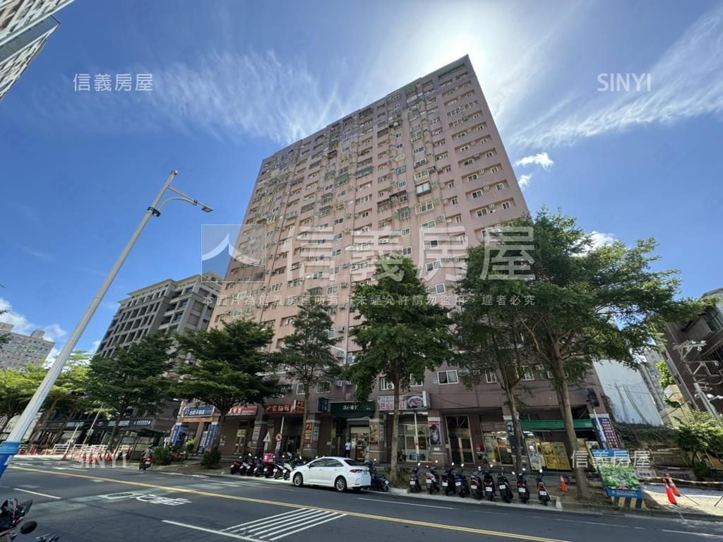 自行設計的家房屋室內格局與周邊環境