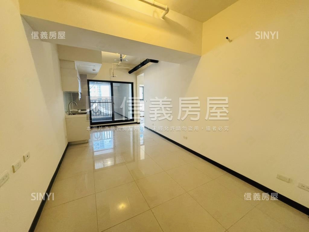 世界花園高樓景觀邊間３房房屋室內格局與周邊環境