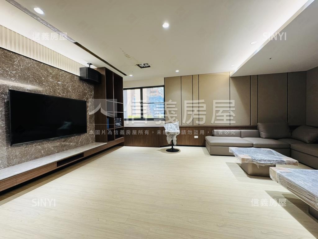 世界花園高樓景觀邊間３房房屋室內格局與周邊環境