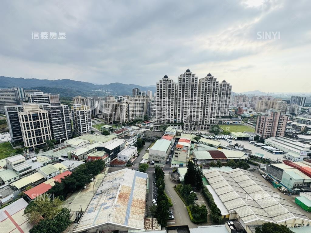 世界花園高樓景觀邊間３房房屋室內格局與周邊環境