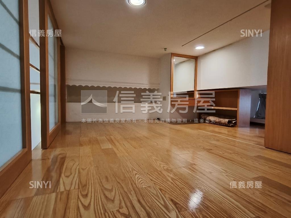 哇賽哇賽哇賽捷運漂亮京王房屋室內格局與周邊環境