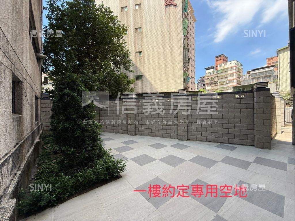 稀有康寧店面房屋室內格局與周邊環境