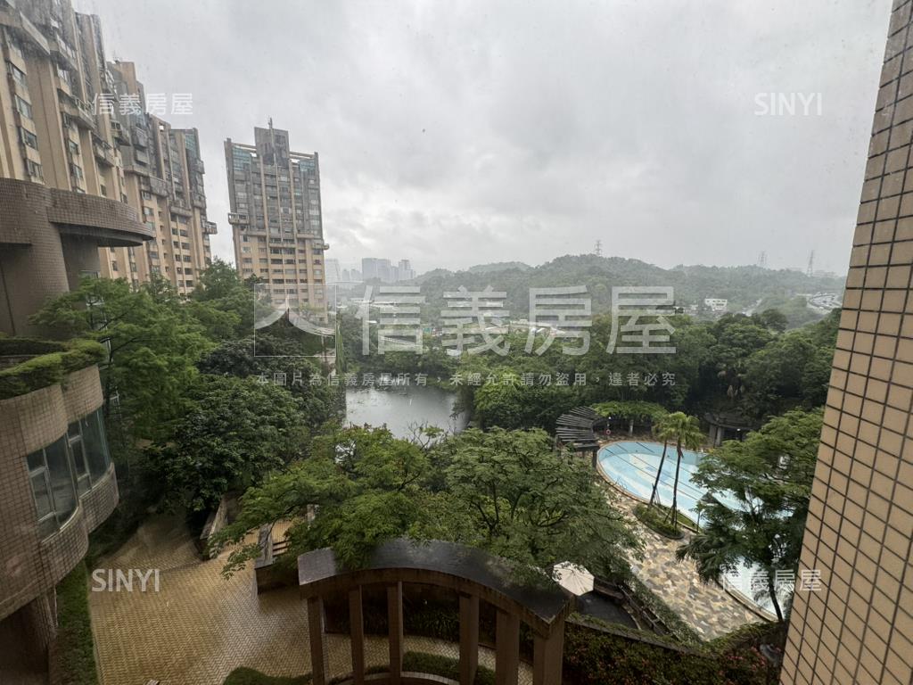 新雪梨優美湖景房屋室內格局與周邊環境