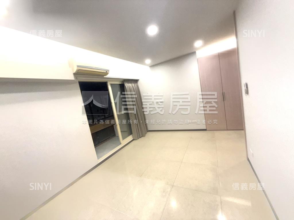 雙捷運單純高樓美廈房屋室內格局與周邊環境