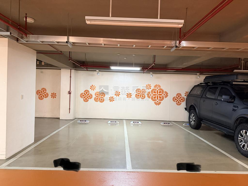 藝文悅龍莊四房雙車位房屋室內格局與周邊環境