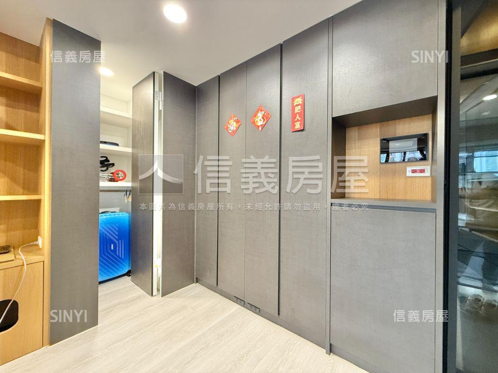 稀有釋出翠御精品三房車位房屋室內格局與周邊環境