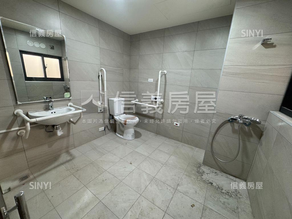 尖山路傳家寶房屋室內格局與周邊環境