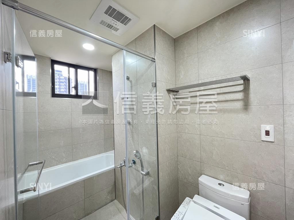 西園町三房車位房屋室內格局與周邊環境