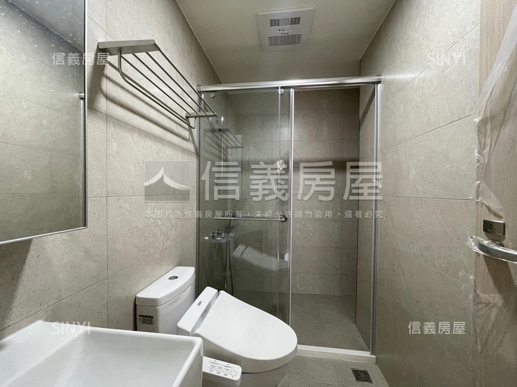 西園町三房車位房屋室內格局與周邊環境