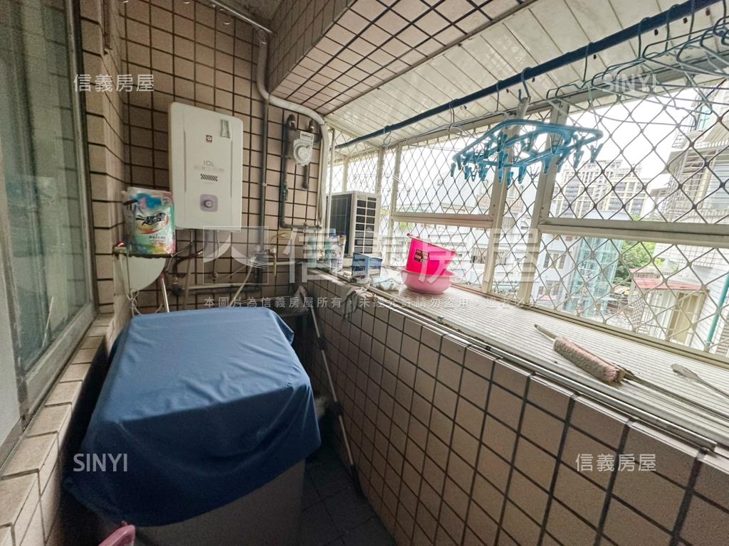 國光國小電梯華廈房屋室內格局與周邊環境