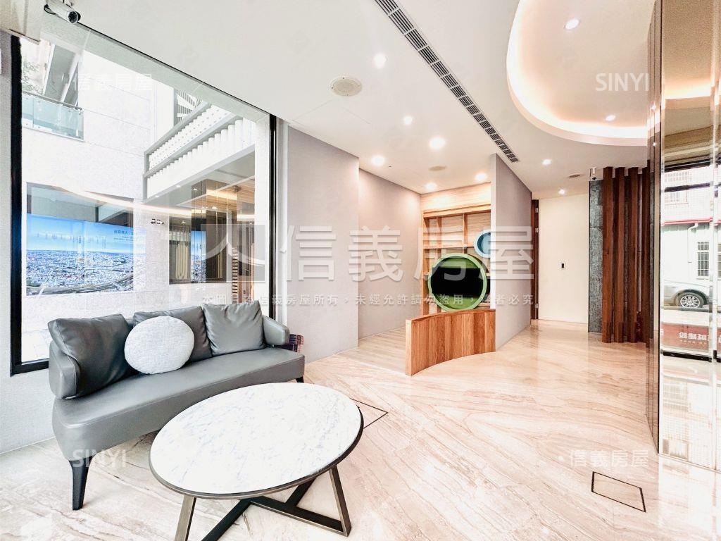 專任巨誠帝苑角間電梯店面房屋室內格局與周邊環境