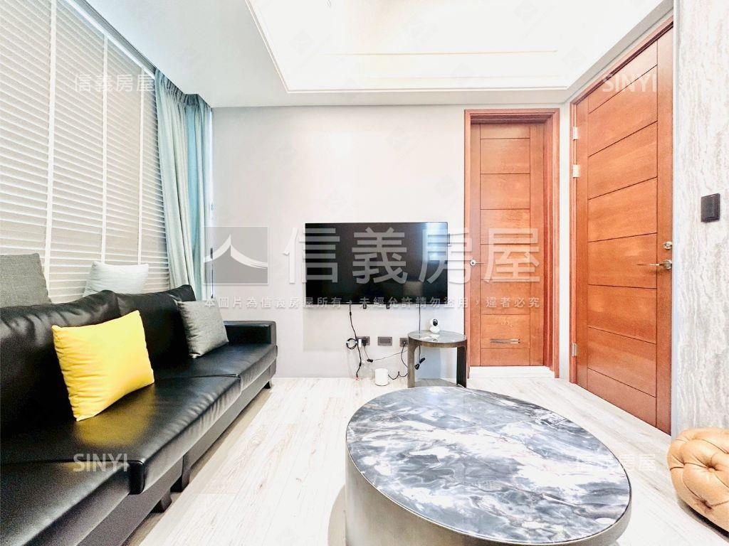 專任巨誠帝苑角間電梯店面房屋室內格局與周邊環境