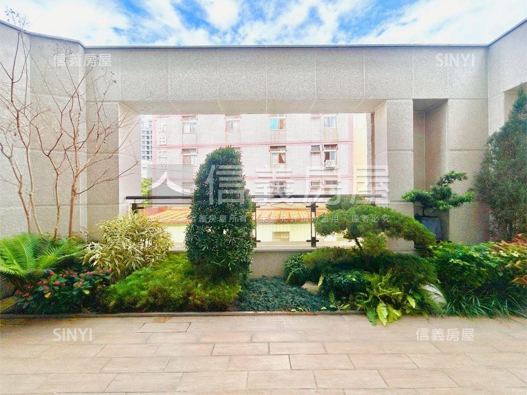 專任巨誠帝苑角間電梯店面房屋室內格局與周邊環境