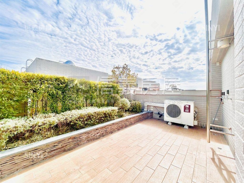 專任巨誠帝苑角間電梯店面房屋室內格局與周邊環境