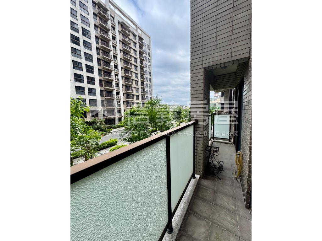 興仁公園樹梢綠景兩房房屋室內格局與周邊環境