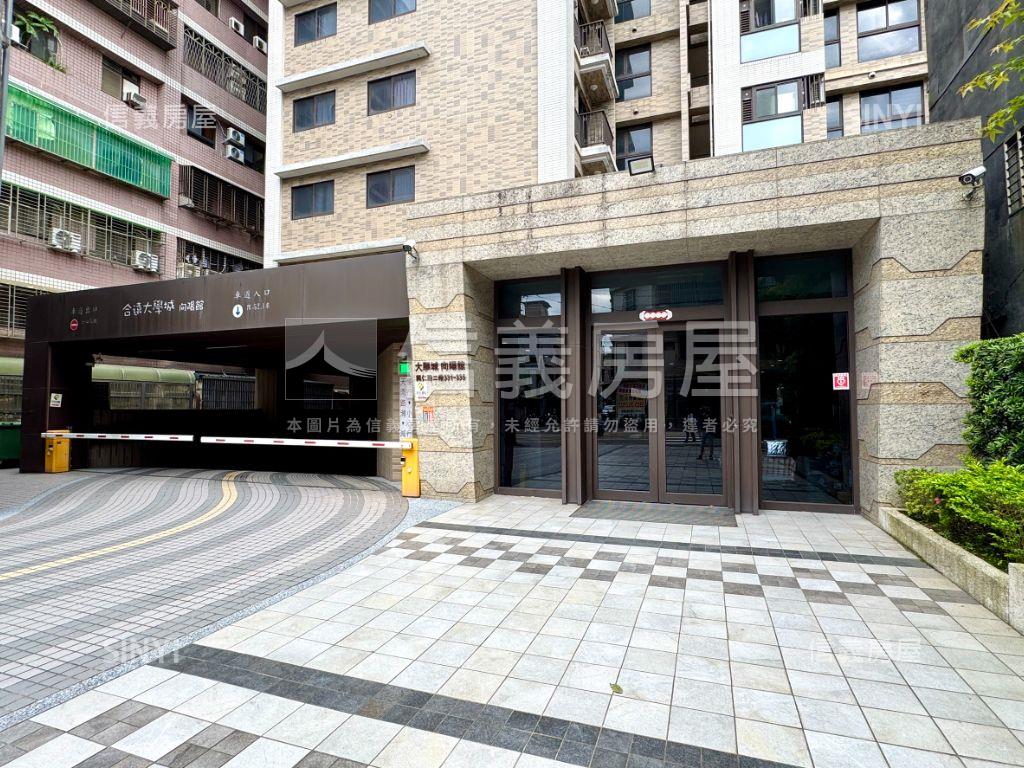 興仁公園樹梢綠景兩房房屋室內格局與周邊環境