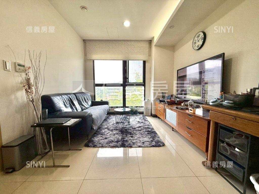 專任蘭庭序方正兩房車位房屋室內格局與周邊環境