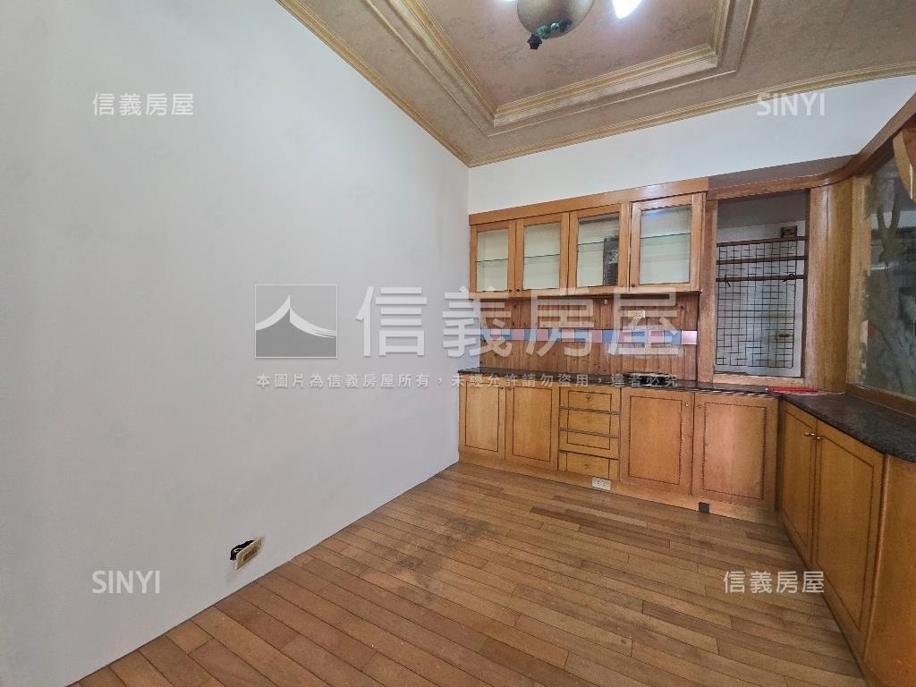 台北書鄉。景觀三房。圓夢房屋室內格局與周邊環境