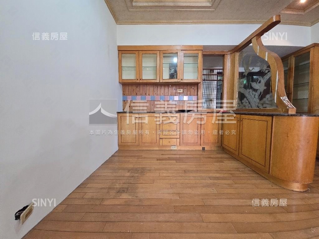 台北書鄉。景觀三房。圓夢房屋室內格局與周邊環境