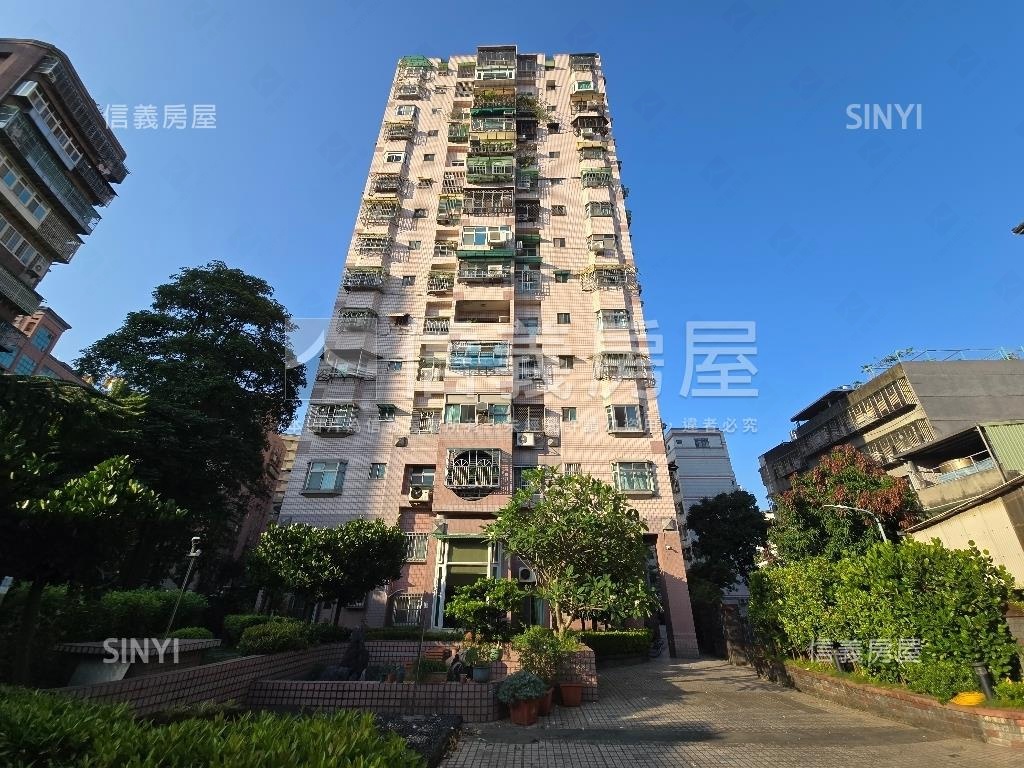 台北書鄉。景觀三房。圓夢房屋室內格局與周邊環境