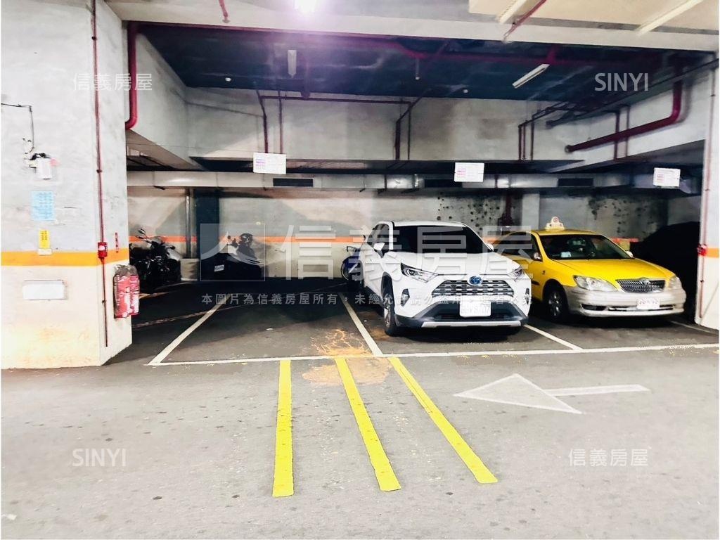 景安名人４房大車位房屋室內格局與周邊環境