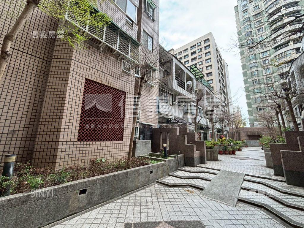 攬翠山林一房房屋室內格局與周邊環境