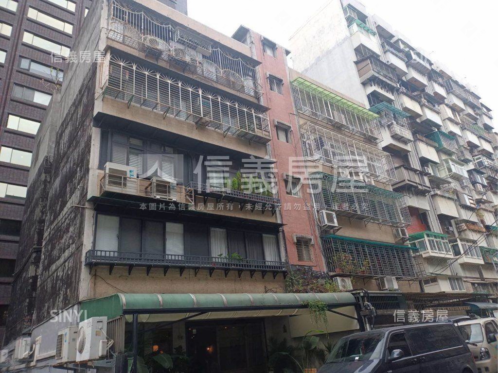 近中山國中捷運５房４樓寓房屋室內格局與周邊環境
