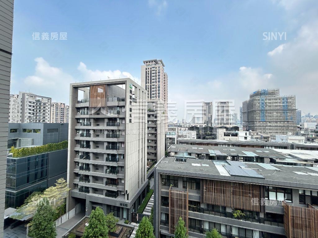 潤隆裝修美三房房屋室內格局與周邊環境